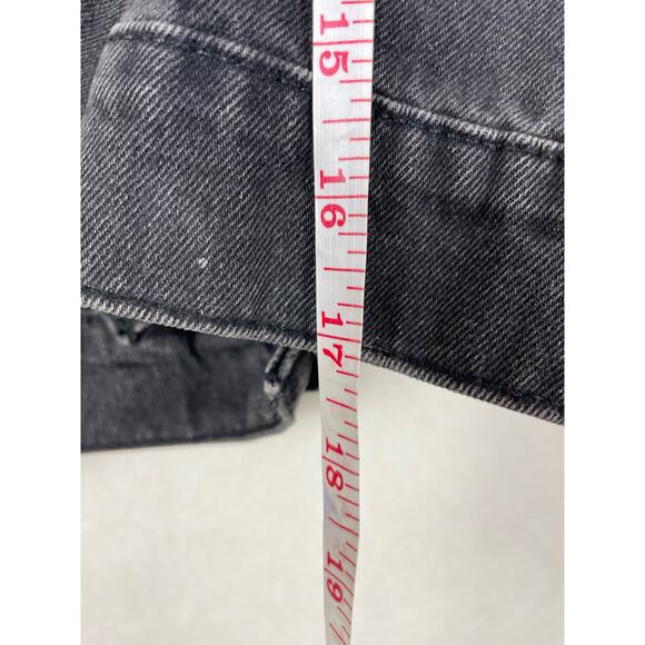 Forever 21 Womens Black Distressed button front Jean jacket size small - Picture 5 of 5